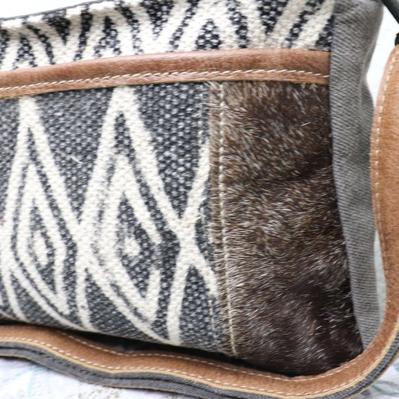 🆕 Myra Bag Small Shoulder Bag Canvas Dual Straps - Picture 3 of 6